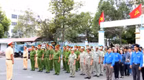 Công an các địa phương ra quân đợt cao điểm bảo đảm TTATGT Tết Mậu Tuất 2018