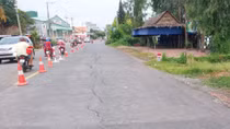 Phân luồng tuyến tránh qua đoạn có nguy cơ sạt lở trên Quốc lộ 91 ven sông Hậu