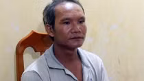 Dùng xẻng đánh chết mẹ vợ