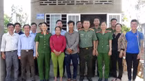 Bàn giao nhà Đại đoàn kết cho gia đình khó khăn có nhà bị cháy