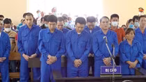 Phạt 36 “con bạc” hơn 71 năm tù