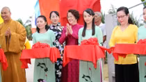 Gia đình cụ bà ở Hòa Bình xây tặng cầu giao thông dài 72m tại Bến Tre