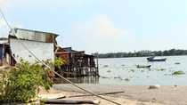 Thêm một căn nhà bị “hà bá” nuốt tại khu vực sạt lở tỉnh An Giang
