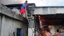 Cháy rụi kho mắm cá linh, thiệt hại trên 500 triệu đồng