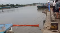Cứu kịp thời 3 người khi tàu tự hành gần 1.000 tấn bị chìm trong đêm