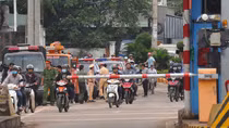 Đảm bảo trật tự, chống ùn tắc và thu tiền lẻ trong ngày BOT Biên Hòa thu phí trở lại