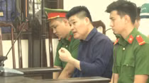 Giám đốc doanh nghiệp gọi giang hồ vây xe Công an trốn thuế gần 5 tỷ đồng