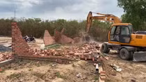 Cưỡng chế 2 công trình vi phạm trật tự đô thị sau khi Báo CAND phản ánh