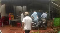 Đôi vợ chồng tử vong bí ẩn khi căn nhà bốc cháy