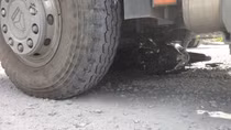 Xót xa người phụ nữ mang thai tháng thứ 7 tử vong dưới bánh xe tải