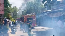 Ba căn nhà cháy rụi trong ngày giãn cách thứ 2