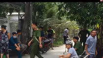 Tìm chuột chết, phát hiện người đàn ông tử vong trong nhà