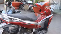 Cô gái đi một mình trong đêm gặp phải 3 tên cướp nguy hiểm