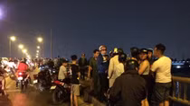 Nam thanh niên gieo mình xuống sông Sài Gòn tự vẫn