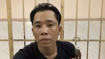Chưa kịp kiểm tra "chiến lợi phẩm" đã bị trinh sát khống chế