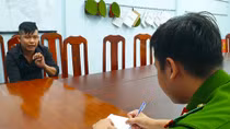 Người mẹ hết nước mắt vì đứa con nghiện cứ ra tù lại… đi cướp