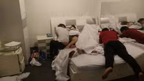 Kiểm tra khách sạn, nam nữ thanh niên "la liệt" phê thuốc