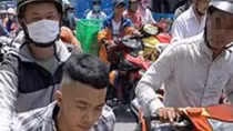Truy đuổi qua nhiều quận bắt 2 tên cướp nhí