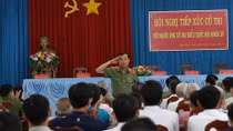 Thứ trưởng Lê Tấn Tới tiếp xúc cử tri tại huyện biên giới Đức Huệ