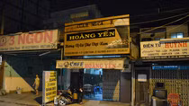 Đang uống cà phê bị 2 đối tượng lao vào đâm gục tại chỗ
