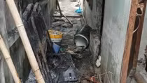 Cháy nhà trọ sau cãi nhau, một người bỏng nặng