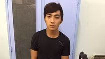Trên đường lẩn trốn, con nghiện dùng roi điện cướp xe của tài xế grab