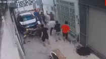 Nhậu xong 2 nhóm lao vào nhau hỗn chiến, 2 người thương vong