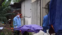 Thi thể tóc bạc phơ nổi dưới sông Sài Gòn