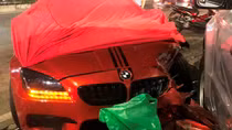 Mượn xe BMW M6 giá gần 7 tỷ đi chơi gây tai nạn liên hoàn