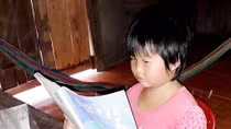 50 triệu đồng hỗ trợ bé gái 12 tuổi trông như trẻ mẫu giáo