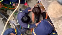 Kịp thời cứu sống người phụ nữ rơi xuống giếng 25m