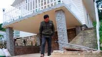 Sập taluy đẩy nghiêng căn biệt thự ở Đà Lạt
