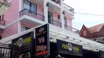 Khách sạn bị tố dùng roi điện tấn công khách