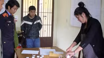Mang thai 6 tháng vẫn "tích cực" buôn bán ma túy