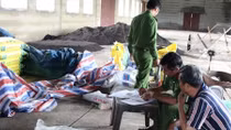 Phát hiện cơ sở sản xuất 20 tấn phân bón trái phép