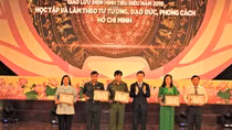 Giao lưu những điển hình trong thực hiện Chỉ thị 05