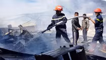  Bốn căn nhà bị cháy rụi ngày đầu năm, huyện hỗ trợ khẩn