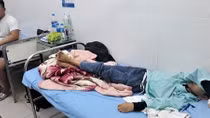 Học sinh lớp 6 bị bạn đánh xuất huyết não