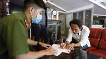 Thuê phòng nghỉ lén trộm tài sản của khách