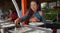 2.000 suất ăn chay miễn phí mời du khách Đà Lạt dịp lễ Vu Lan 