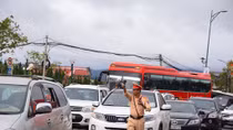 Du khách ùn ùn đổ lên Đà Lạt nghỉ Tết dương lịch