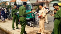 Nữ cán bộ Chi cục thuế bị xe phục vụ du lịch tông chết