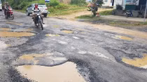 Quốc lộ 27 qua Lâm Đồng xuống cấp nghiêm trọng