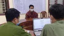 Ghen tuông dựng chuyện vợ hờ đi cùng người nghi nhiễm COVID-19