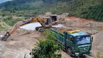 Khai thác cát "lộn chỗ", 3 doanh nghiệp bị phạt gần 200 triệu đồng