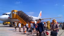Cảng hàng không Liên Khương tê liệt vì thời tiết xấu