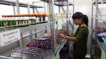 Dùng hóa chất hết hạn sản xuất nước hoa
