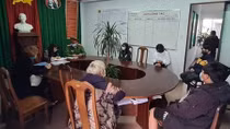 Selfie hoàng hôn mùa dịch, 8 thanh niên bị phạt 16 triệu đồng