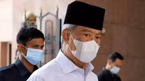 Thủ tướng Malaysia đối diện áp lực từ chức sau "cái lắc đầu" của Quốc vương