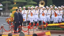 Thủ tướng Nguyễn Xuân Phúc chủ trì lễ đón Thủ tướng Campuchia Hun Sen